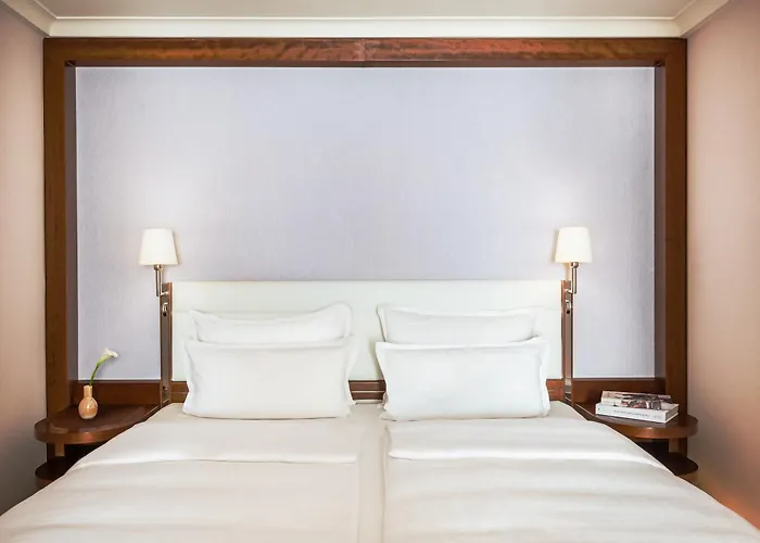 Grand Elysee 5*